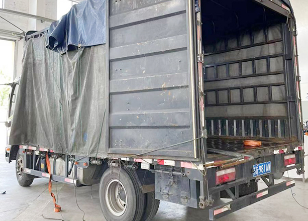 浙江寧波專(zhuān)車(chē)發(fā)貨物化全程水處理器2套，定壓補(bǔ)水機(jī)組1套